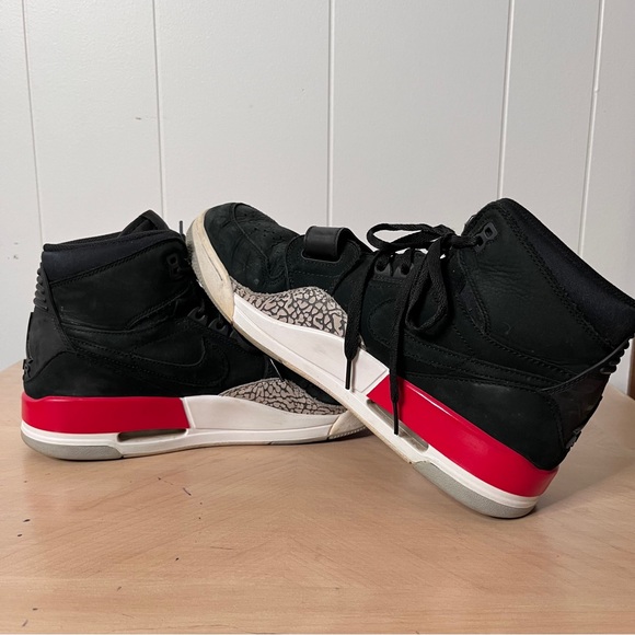 Nike Air Jordan Legacy 312 Black and Red High-Top Sneakers Men's 12 - Picture 5 of 13
